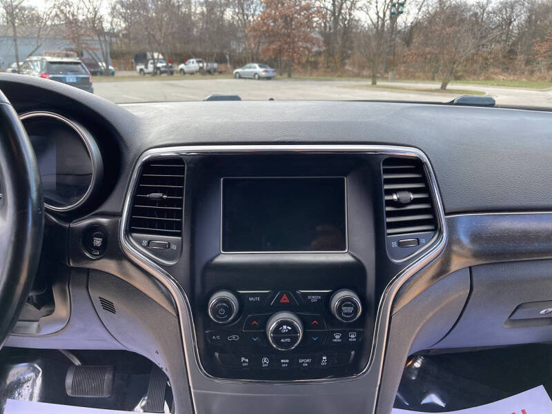 2018 Jeep Grand Cherokee Laredo E