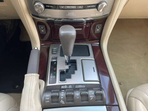 2013 Lexus LX 570