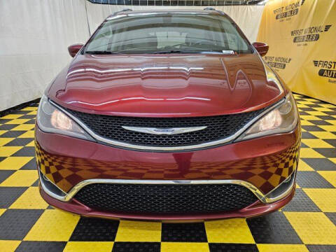 2017 Chrysler Pacifica Touring-L Plus