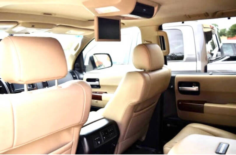 2014 Toyota Sequoia Platinum
