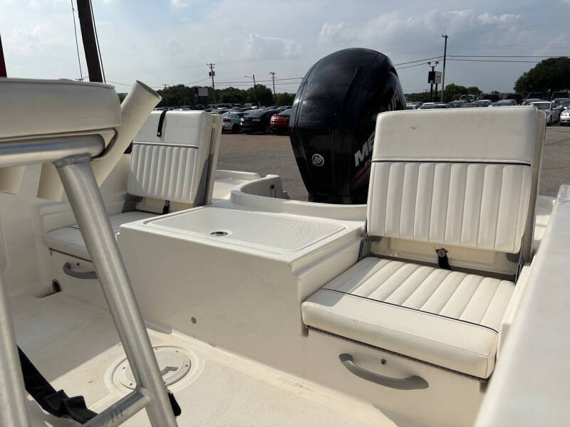 2019 Bayliner Element F18