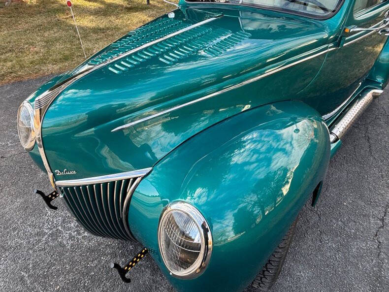 1939 Ford Deluxe