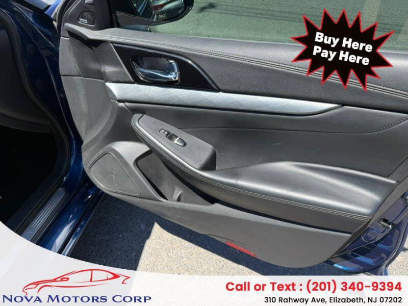 2017 Nissan Maxima