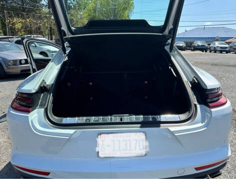 2017 Porsche Panamera 4S