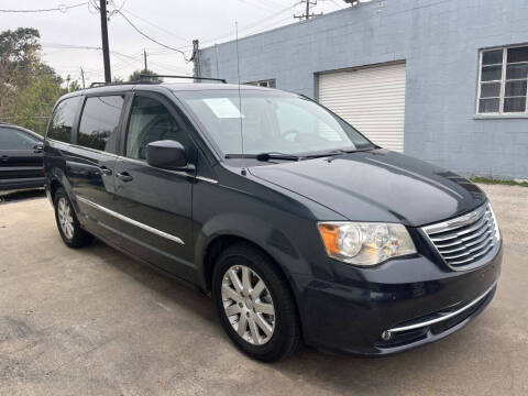 2013 Chrysler Town and Country Touring