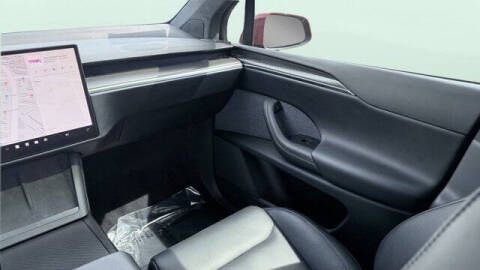 2022 Tesla Model X Plaid