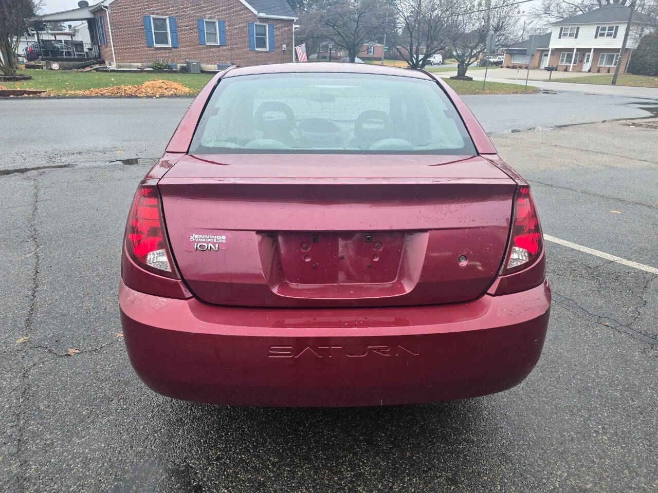 2004 Saturn Ion for sale at QUEENSGATE AUTO SALES in York, PA