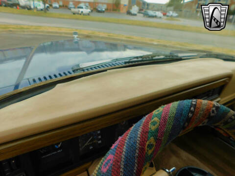 1989 Jeep Grand Wagoneer