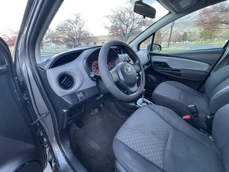 2015 Toyota Yaris 5-Door L