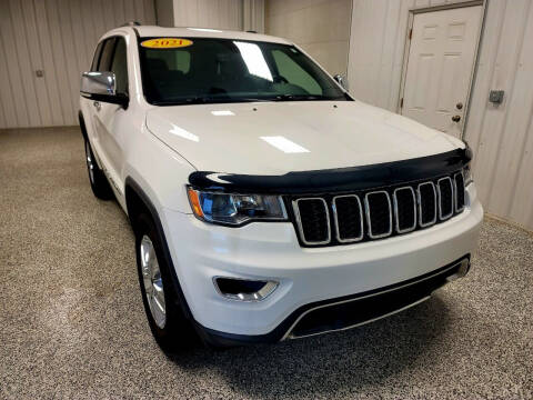 2021 Jeep Grand Cherokee for sale at LaFleur Auto Sales in North Sioux City SD