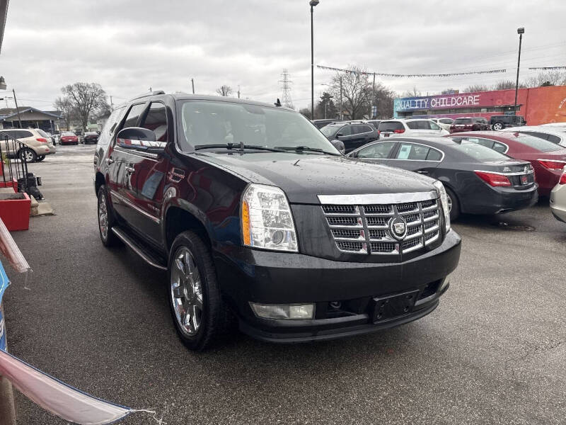 2011 Cadillac Escalade Luxury