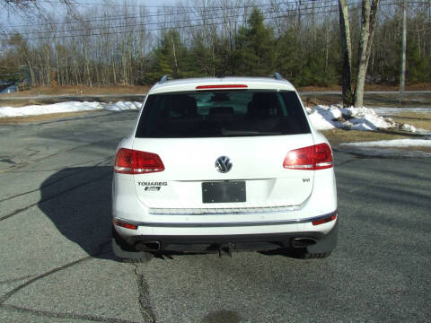 2016 Volkswagen Touareg VR6 Lux