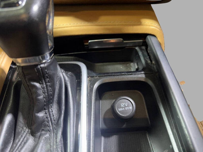 2019 Volvo XC90 T6 Inscription