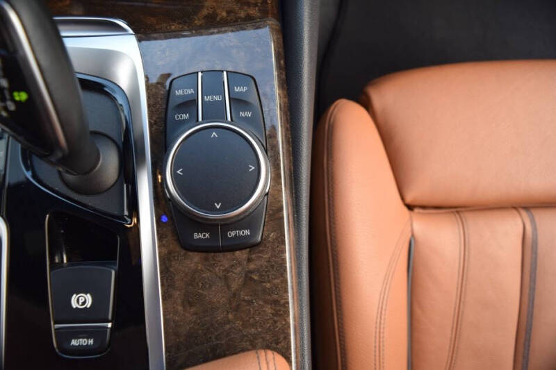 2018 BMW 5 Series 530e iPerformance