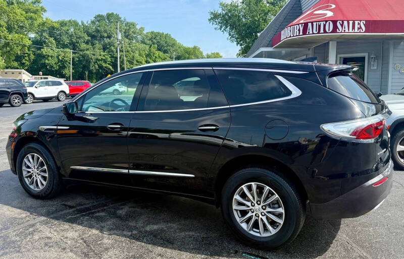 2023 Buick Enclave Essence
