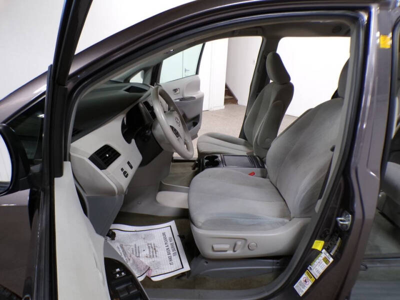 2012 Toyota Sienna