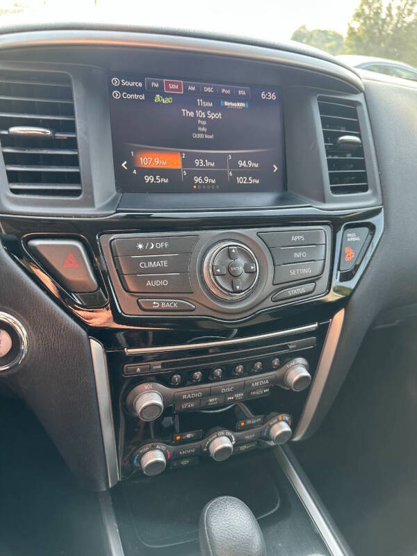 2020 Nissan Pathfinder S