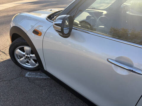2016 MINI Hardtop 4 Door Cooper