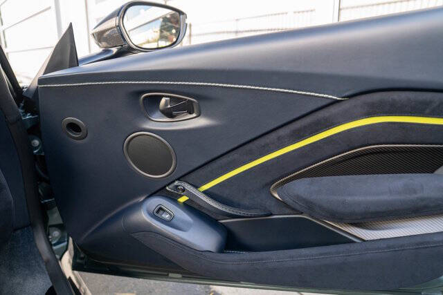2020 Aston Martin Vantage 30