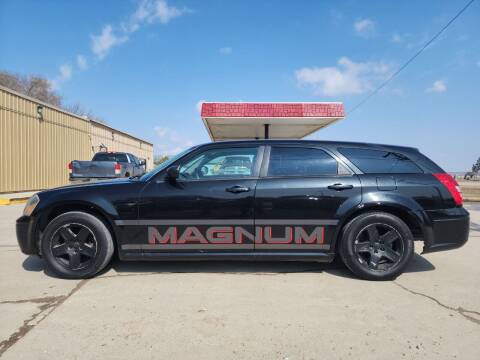 2005 Dodge Magnum for sale at Dakota Auto Inc in Dakota City NE