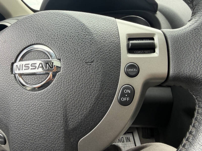 2013 Nissan Rogue SV