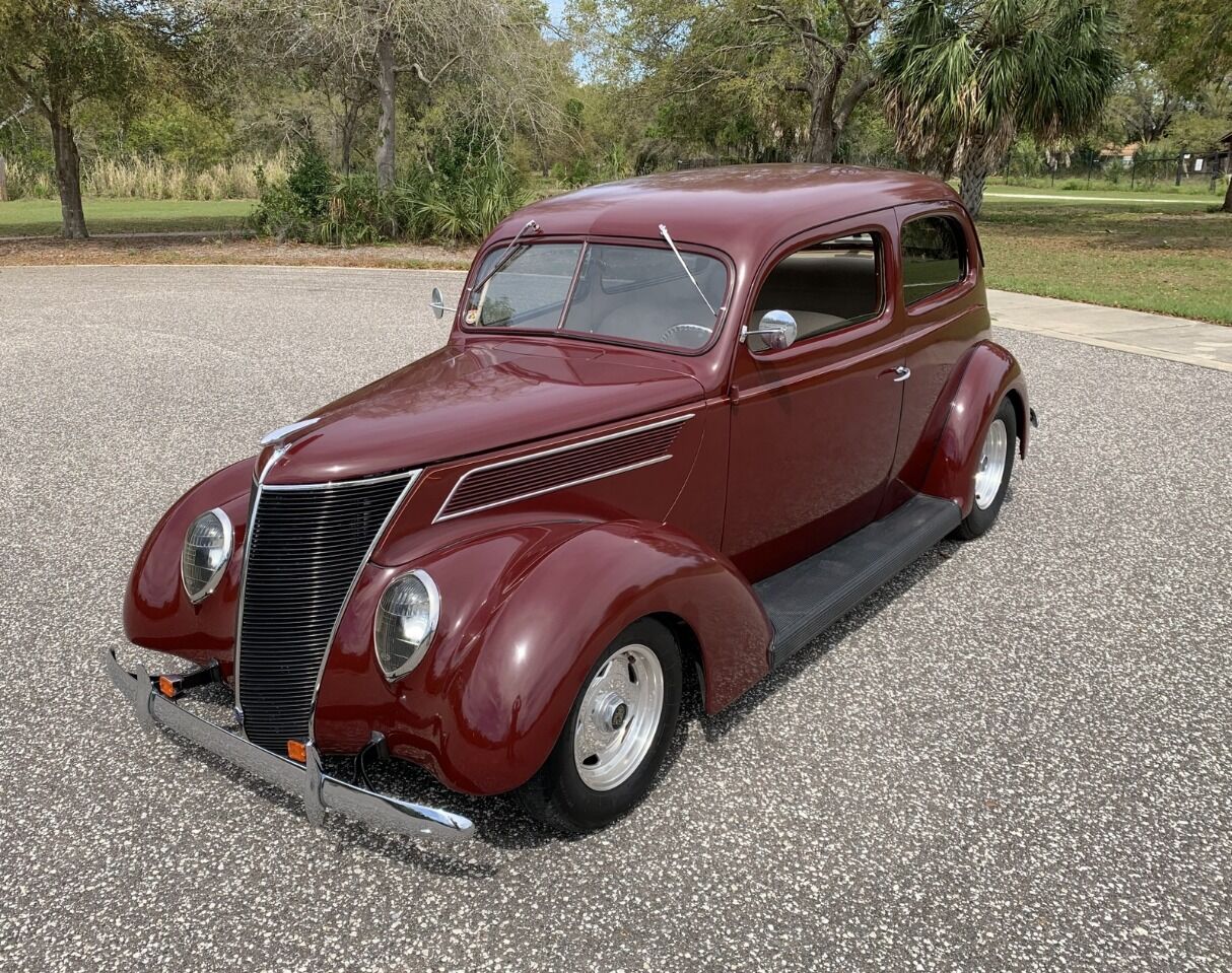 1937 Ford Street Rod 1