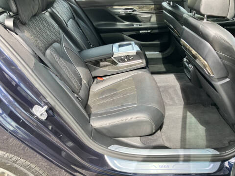 2016 BMW 7 Series 750i xDrive