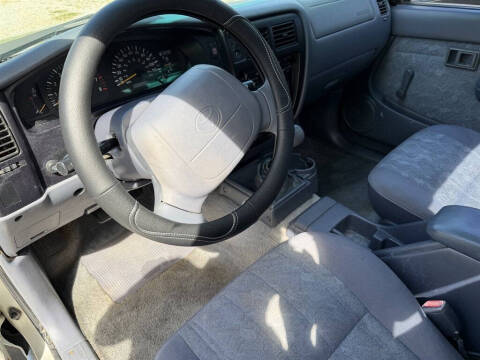 2000 Toyota Tacoma
