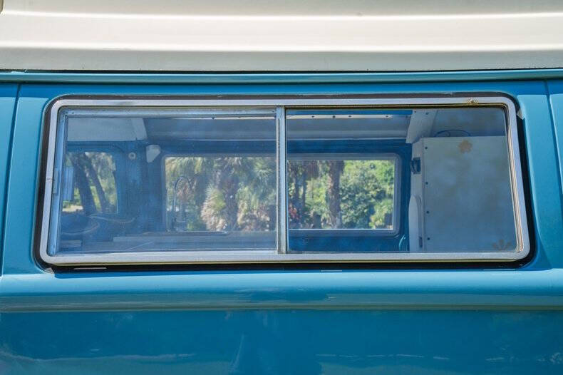 1973 Volkswagen Bus
