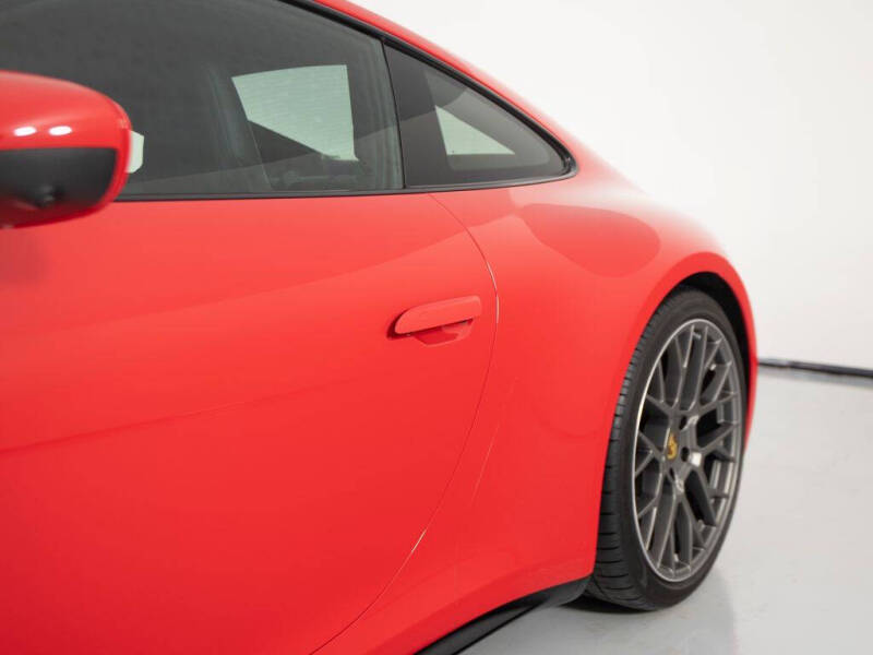 2024 Porsche 911 Carrera