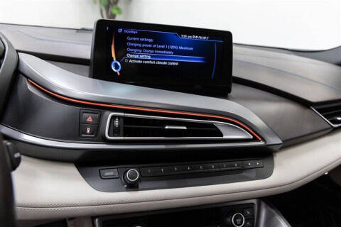 2016 BMW i8