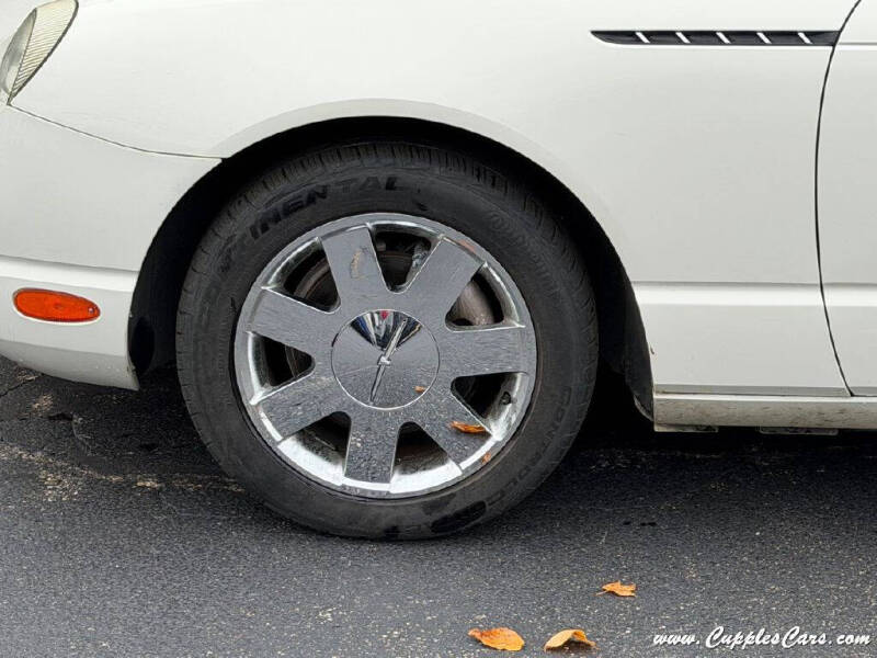 2002 Ford Thunderbird Deluxe