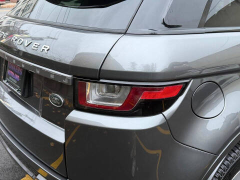 2019 Land Rover Range Rover Evoque SE