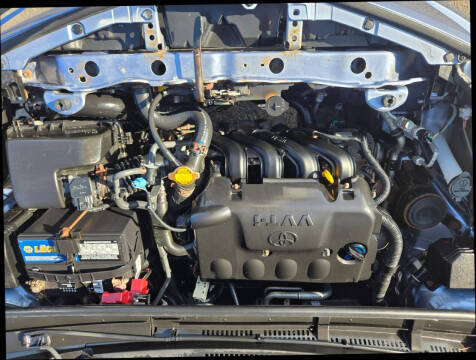 2012 Toyota Yaris 5-Door SE