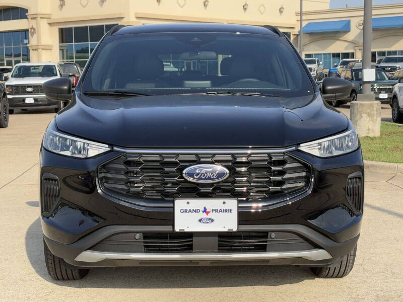 2025 Ford Escape Hybrid ST-Line