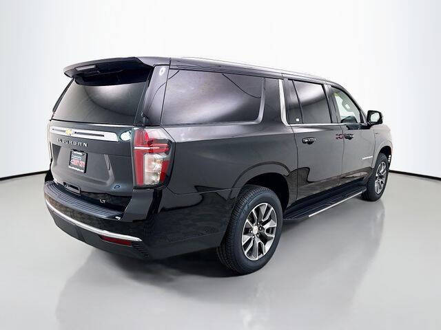 2024 Chevrolet Suburban LT