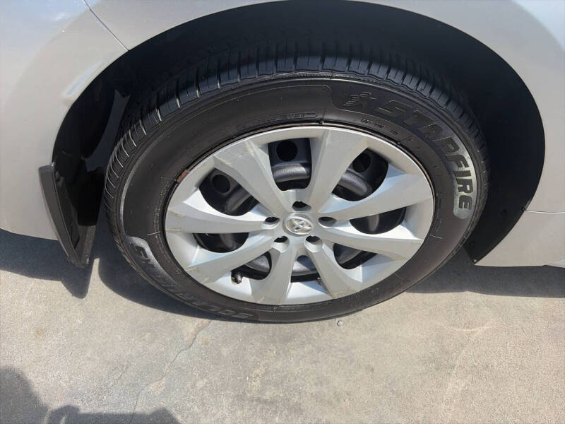 2020 Toyota Corolla LE