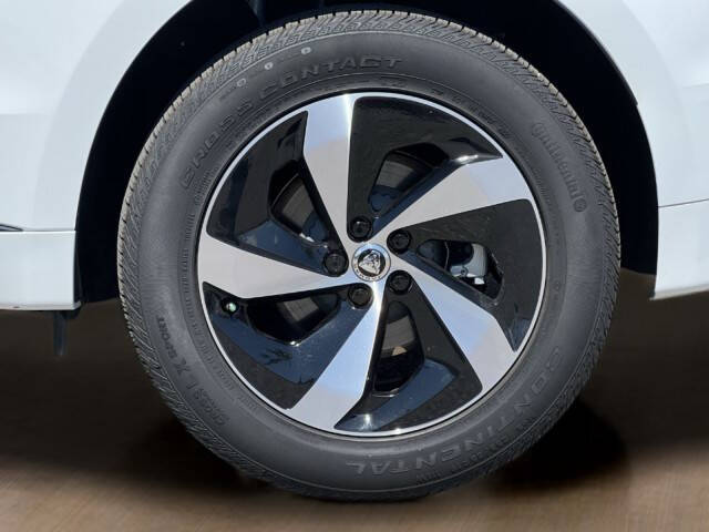 2025 Jaguar F-PACE P250 R-Dynamic S