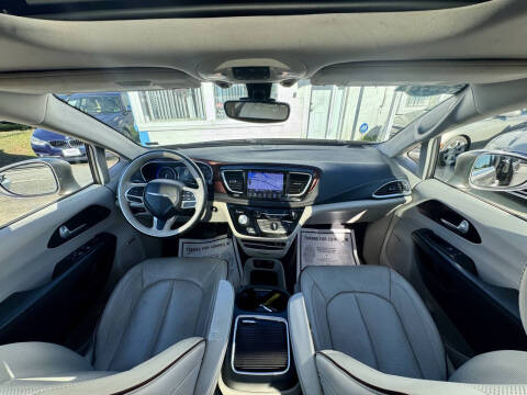 2017 Chrysler Pacifica Limited