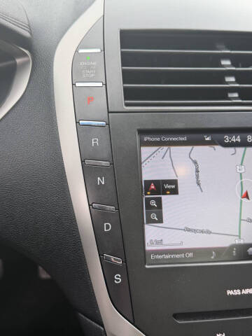 2016 Lincoln MKZ