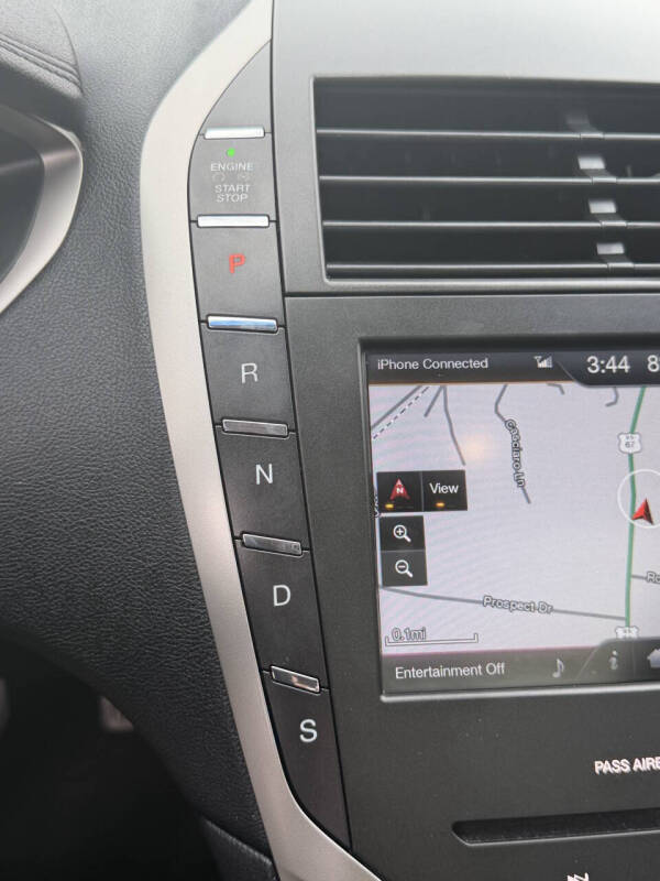 2016 Lincoln MKZ
