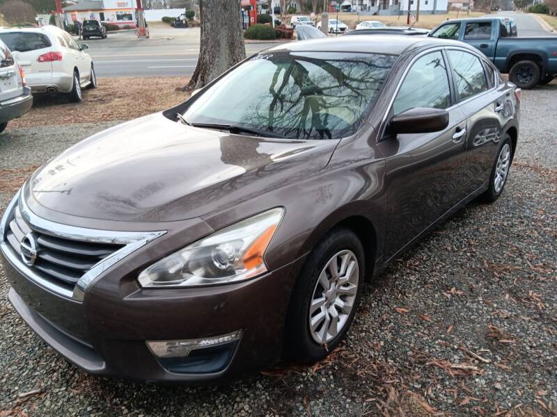 2013 Nissan Altima for sale at Ray Moore Auto Sales in Graham NC