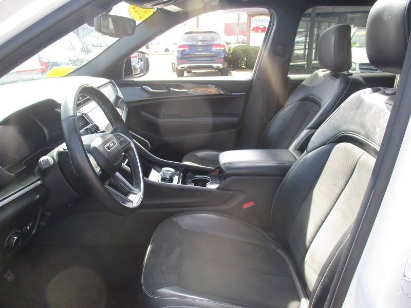 2022 Jeep Grand Cherokee L Altitude - Photo 9