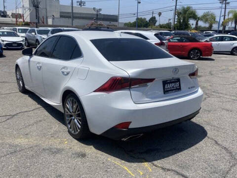 2018 Lexus IS 300