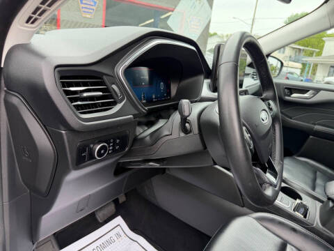 2024 Ford Escape Platinum