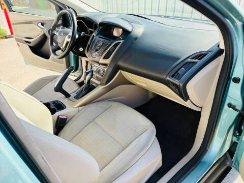2012 Ford Focus SEL