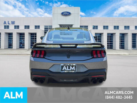 2025 Ford Mustang Dark Horse