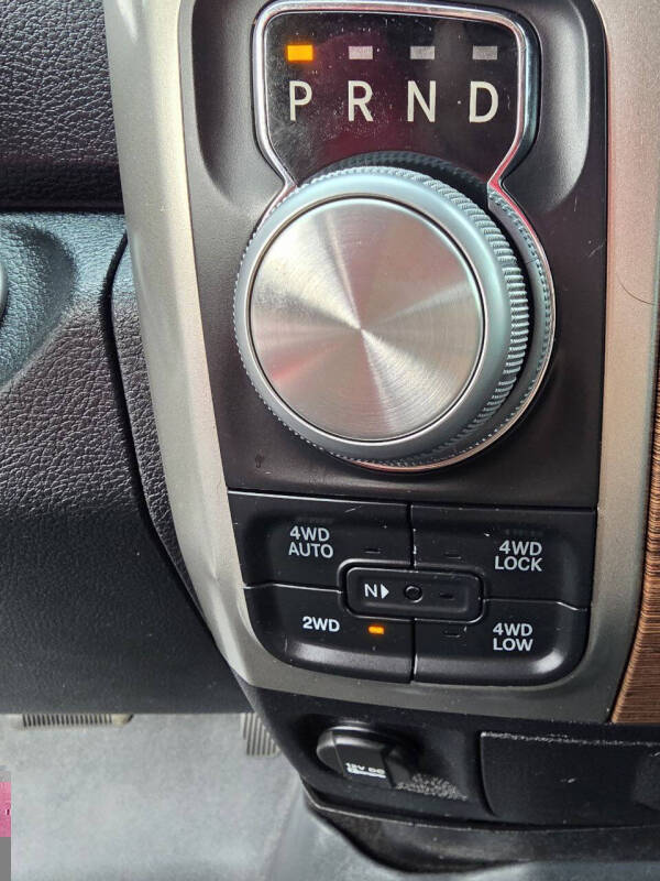 2016 RAM 1500 Laramie