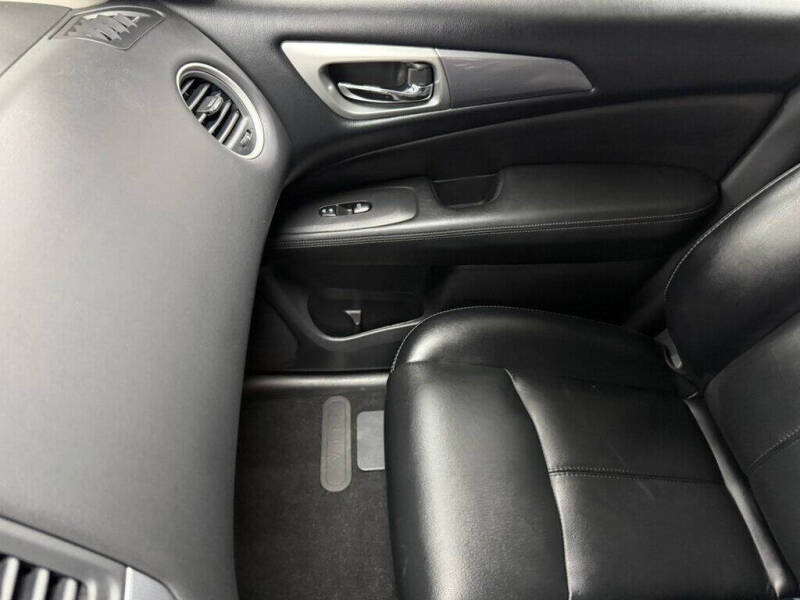 2018 Nissan Pathfinder