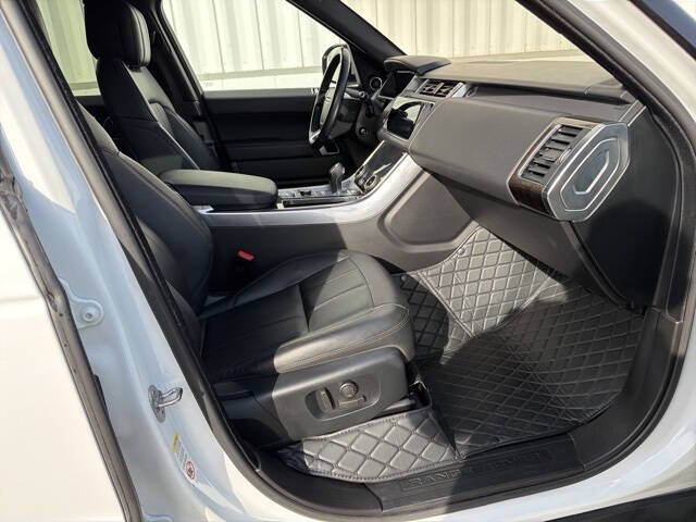 2020 Land Rover Range Rover Sport SE